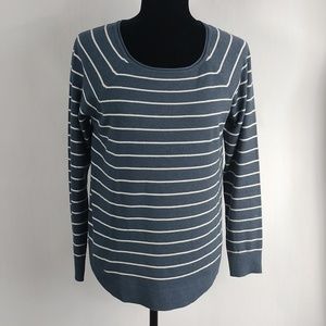 Pink Clover Valencia Curved Hem Pullover